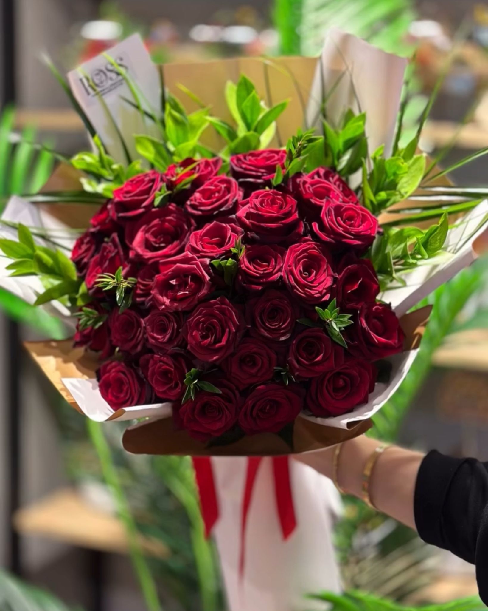 40'lı Kırmızı Gül Buketi