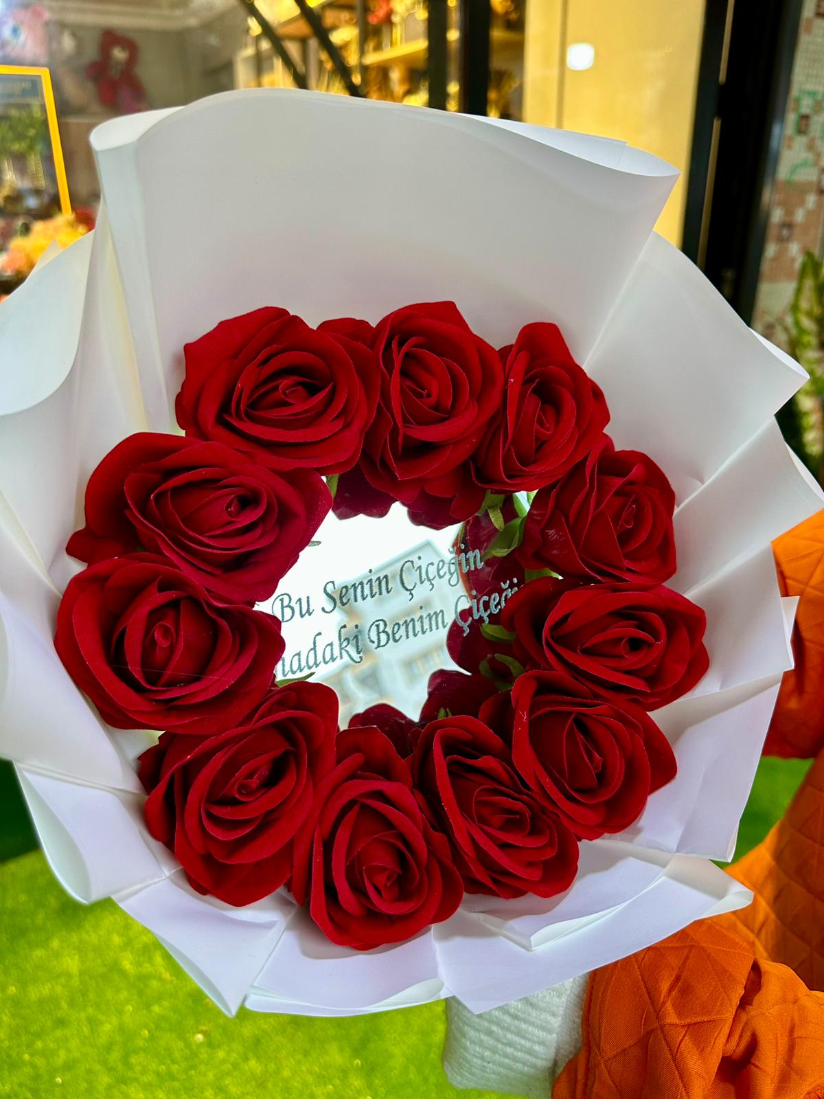 Aynalı Kırmızı Gül buket